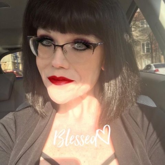 beccablueiz1971
